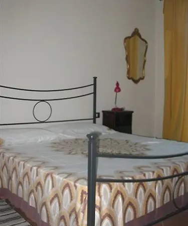 Apartamento Msnrelais Carresi *